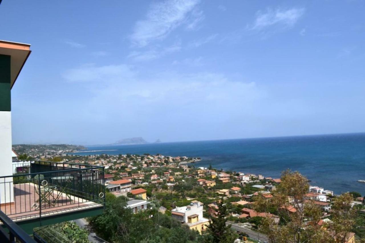 Casa Vacanze La Petrusella Trabia Exteriör bild